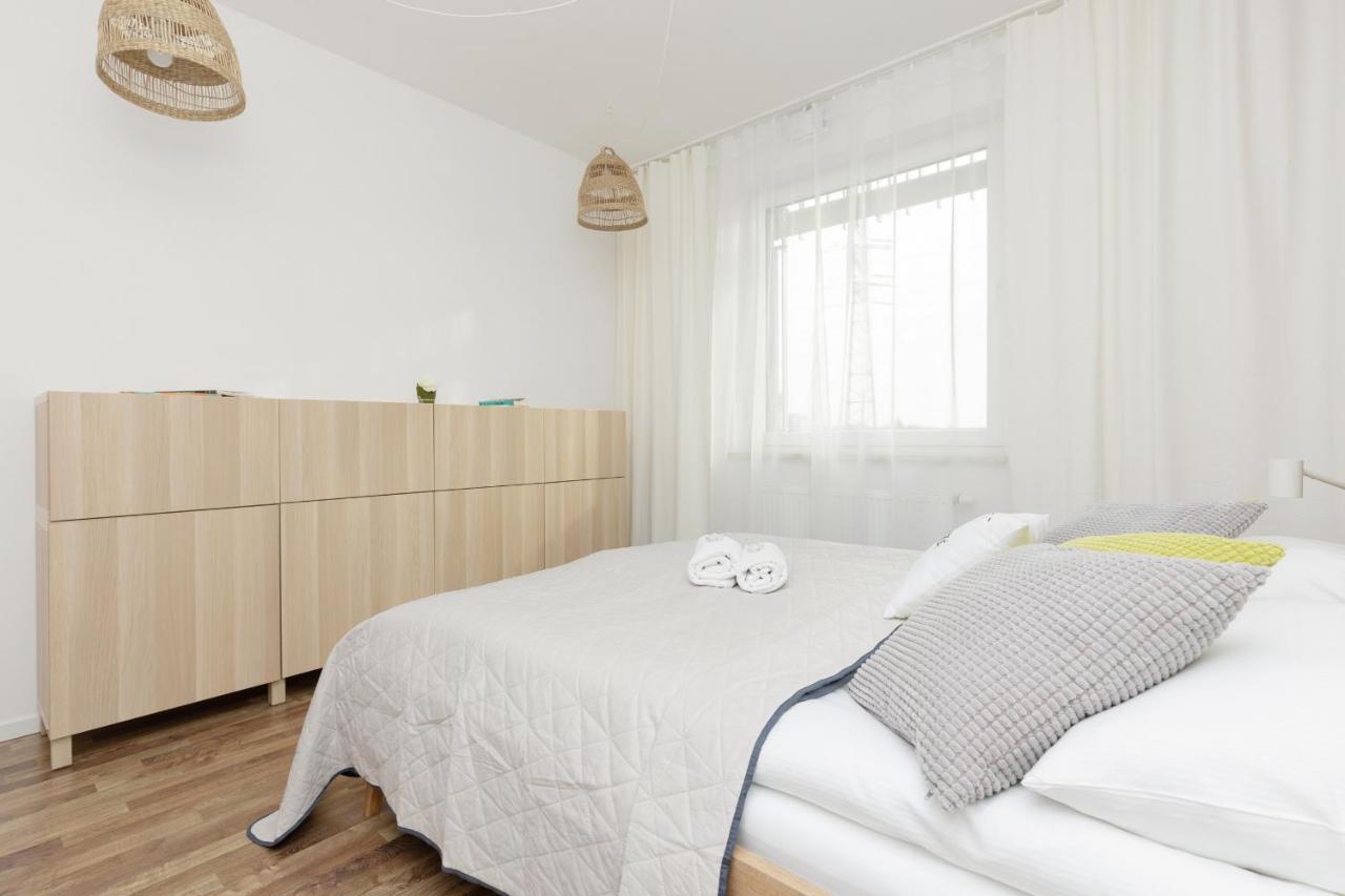 Stacja Wola Apartments With Parking By Noclegi Renters Warschau Buitenkant foto