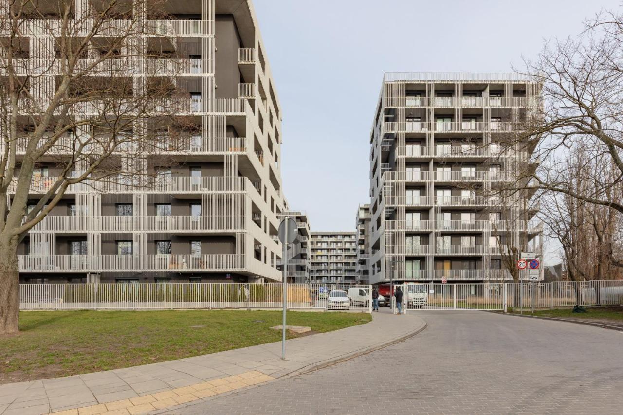 Stacja Wola Apartments With Parking By Noclegi Renters Warschau Buitenkant foto