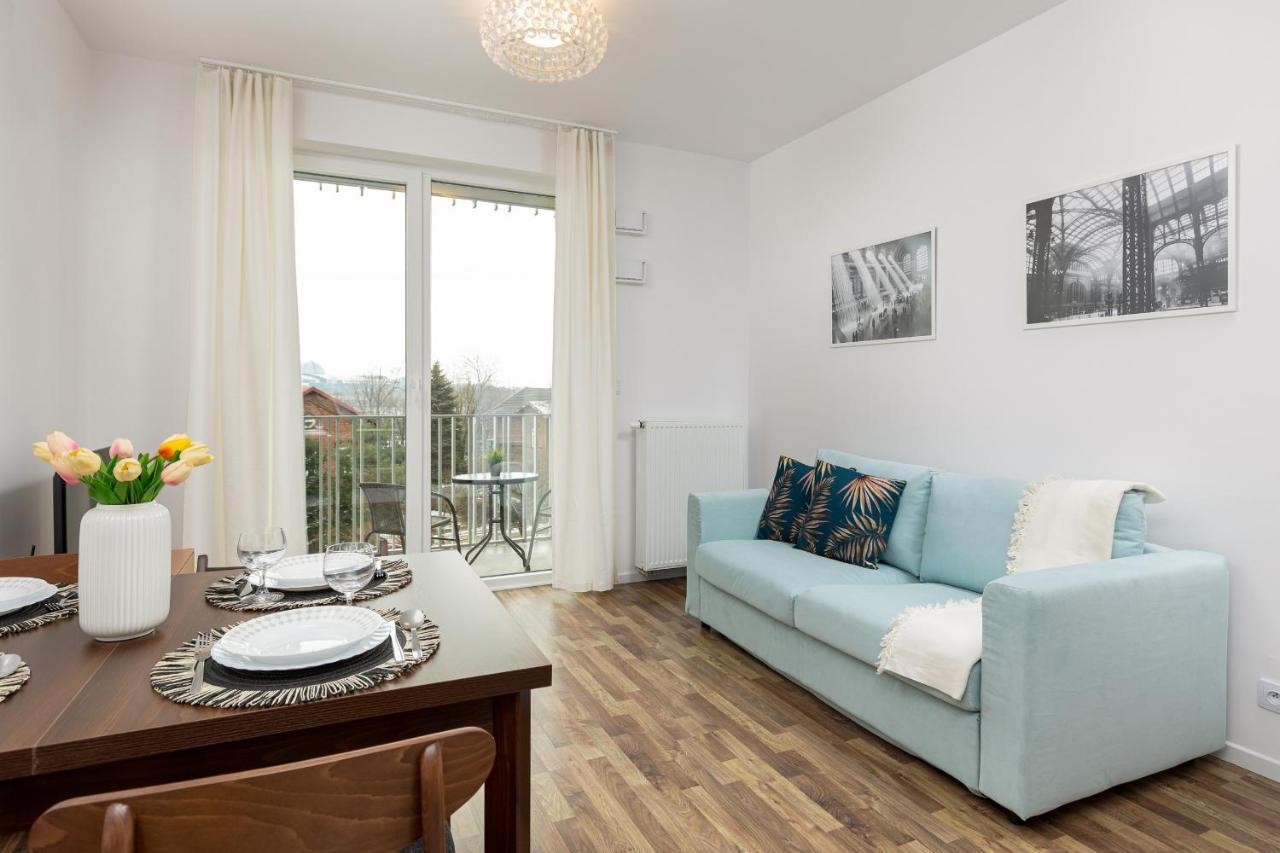 Stacja Wola Apartments With Parking By Noclegi Renters Warschau Buitenkant foto